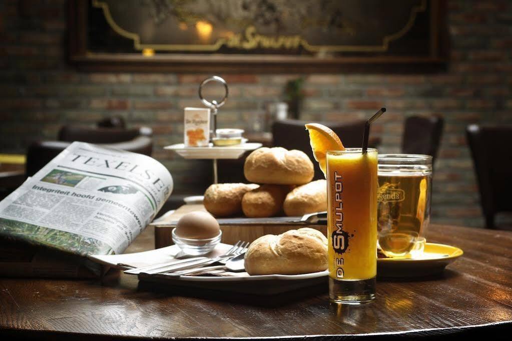 Boutique Hotel De Smulpot Den Burg Zewnętrze zdjęcie